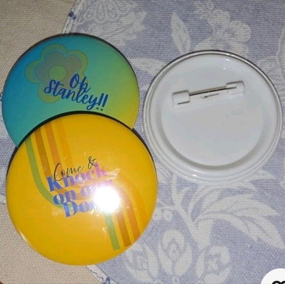 Mrs. Roper Romp 2.25 Inch Buttons - 3 Buttons / Roper Romp, Oh Stanley - Picture 2 of 3